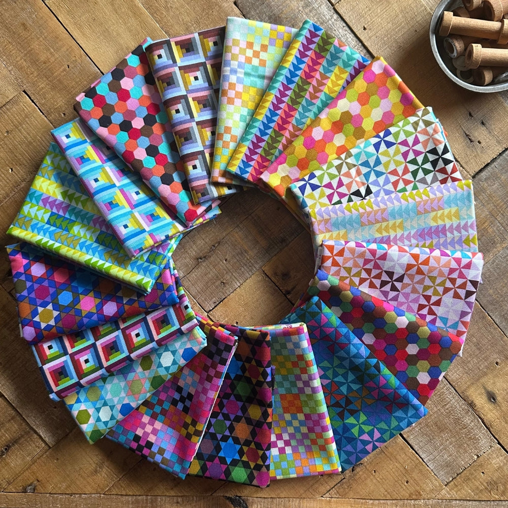 Piecework: Fat Quarter Bundle - 18 pcs Piecework: Fat Quarter Bundle - 18 pcs